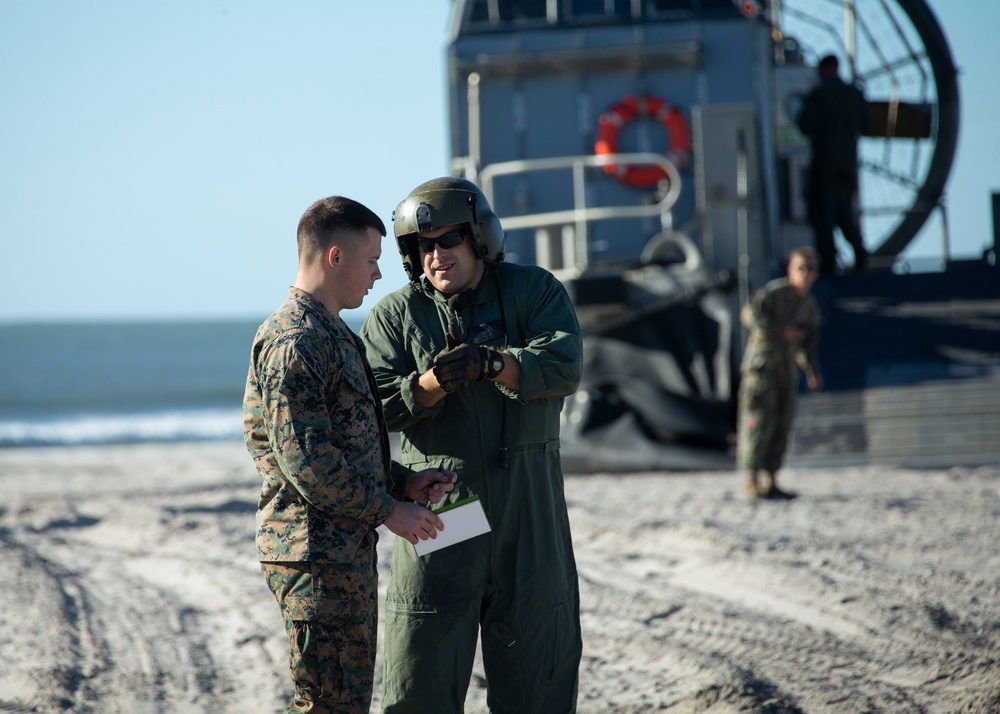 2nd MLG conducts TCAT 20.1 with U.S. Navy