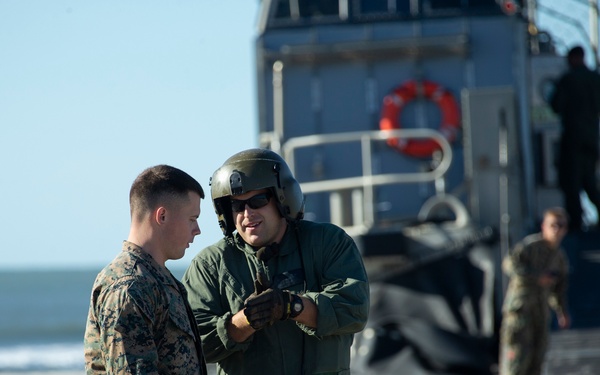 2nd MLG conducts TCAT 20.1 with U.S. Navy