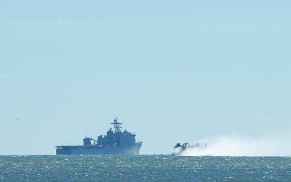 2nd MLG conducts TCAT 20.1 with U.S. Navy