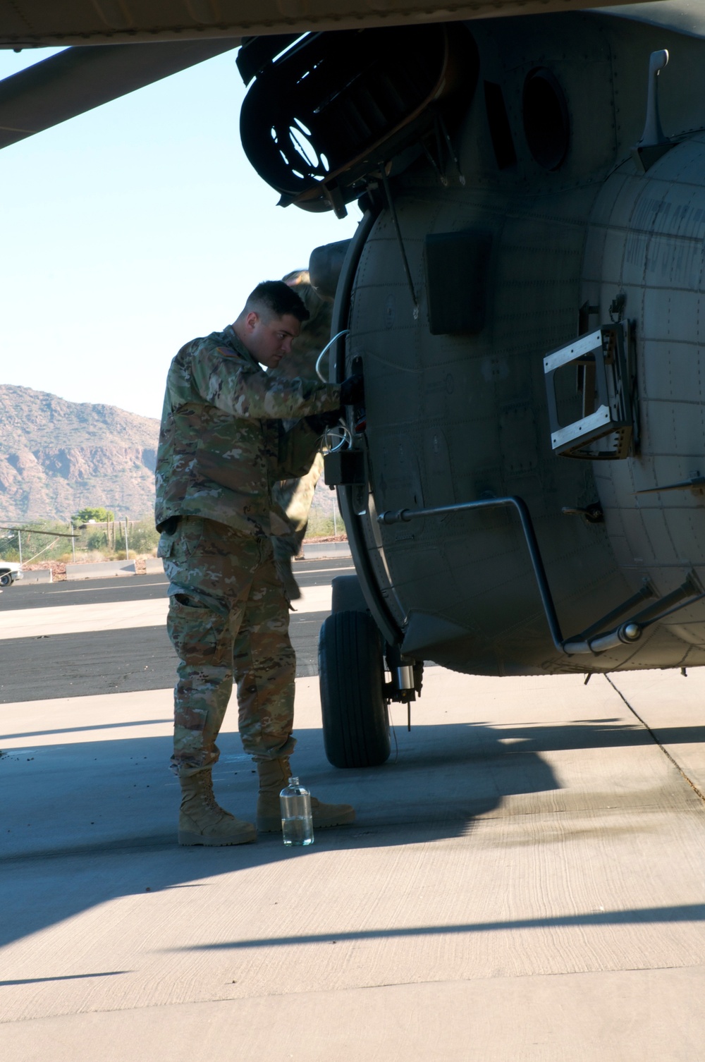 Arizona Army National Guard Citizen-Soldiers Take to the Sky