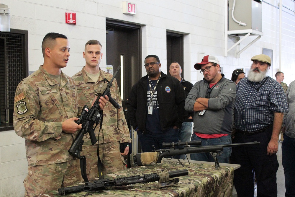 DLA Troop Support Academy brings ‘Warfighter First’ mission to life for new employees