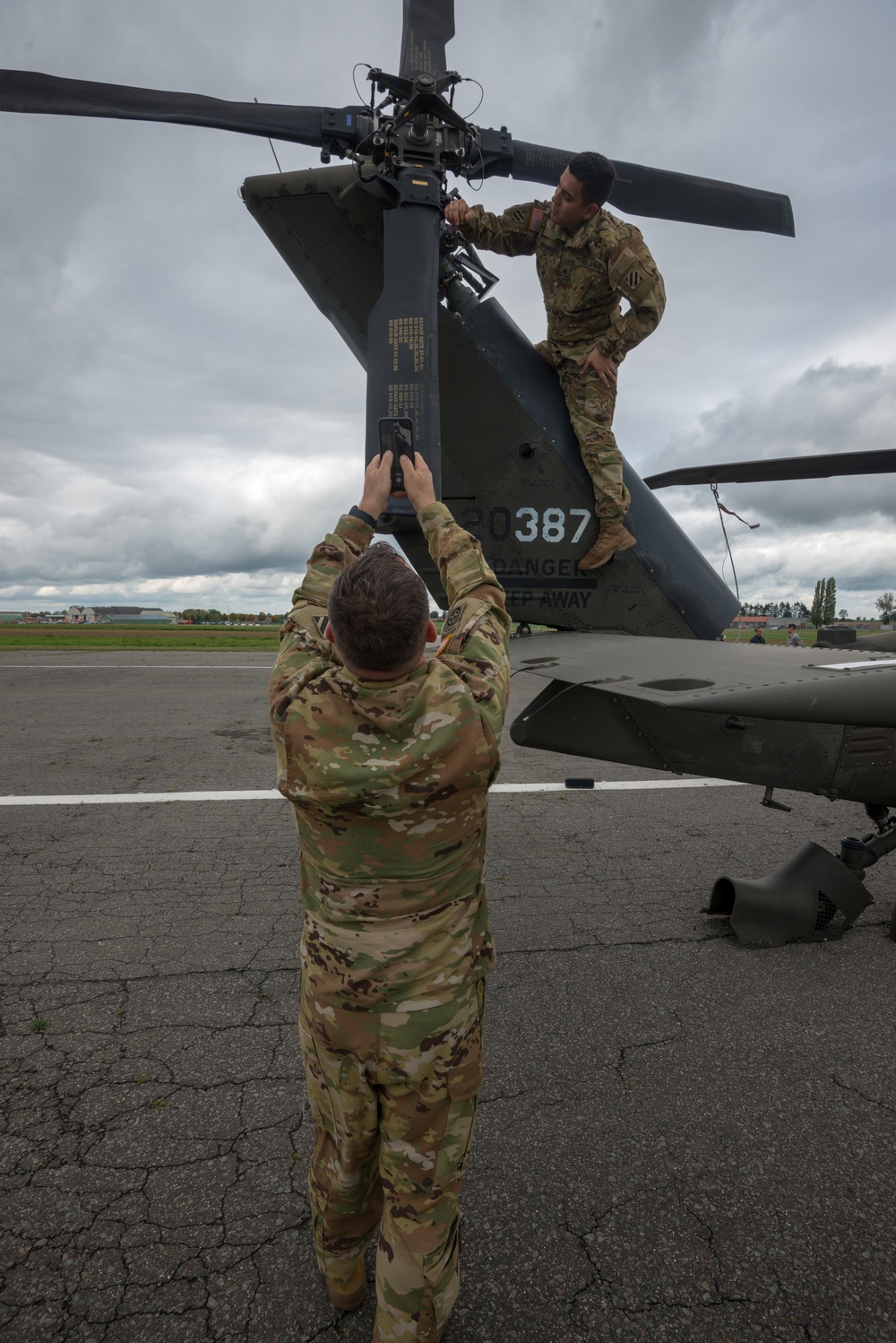 3rd CAB, 3rd ID land in Belgium for Atlantic Resolve