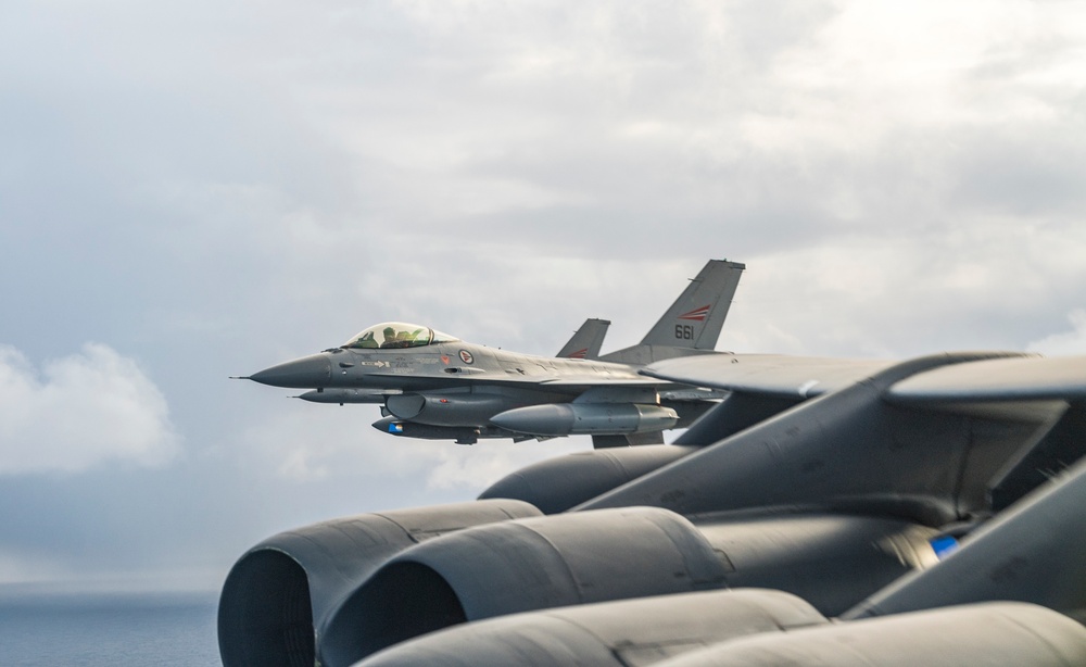 Bomber Task Force 20-1 integrates training with Royal Norwegian Air Force