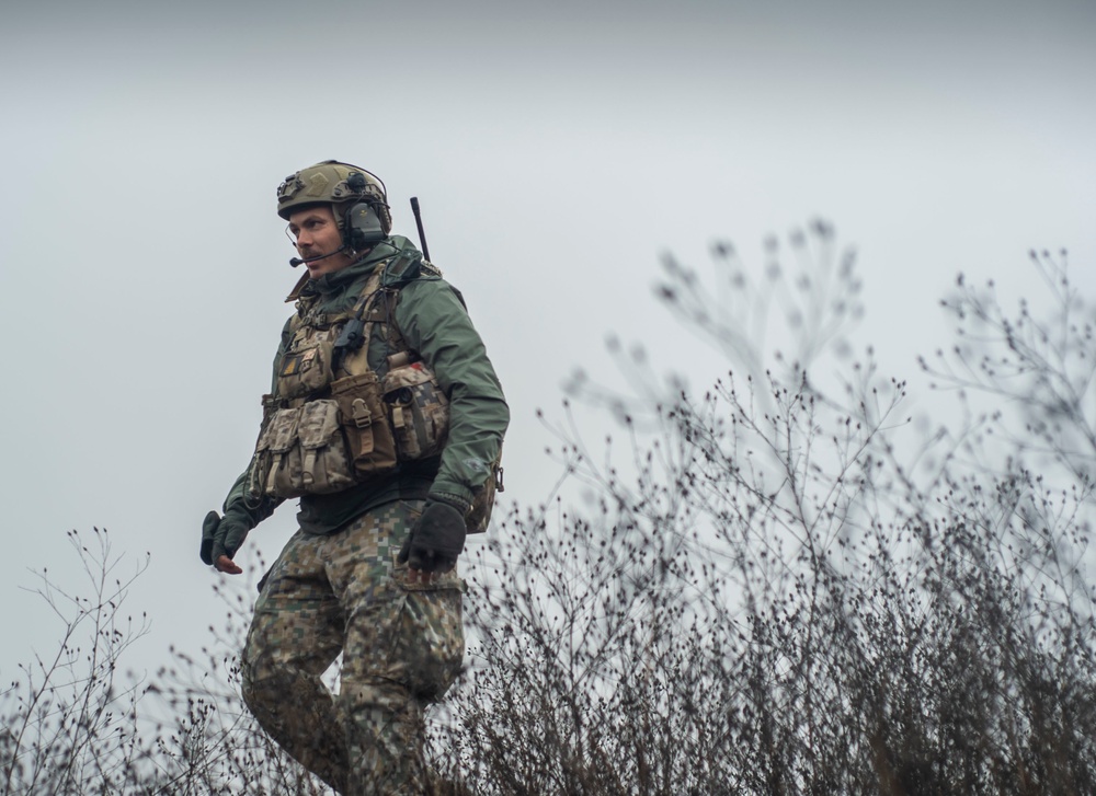 Latvian Joint Terminal Attack Controllers train in Northern Michigan