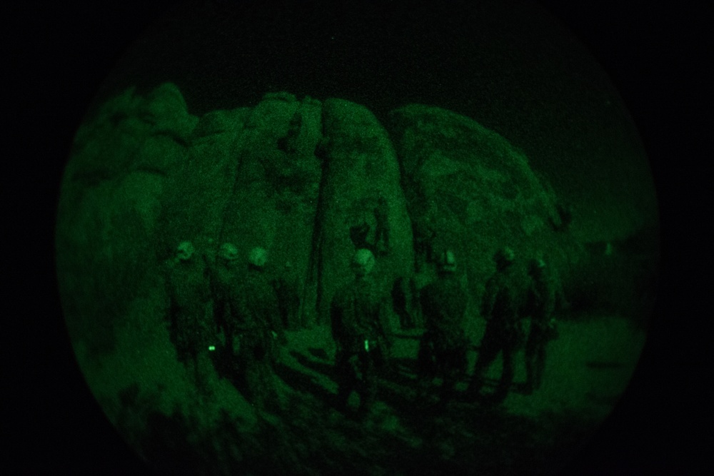 U.S. Marines with 2/4 complete Assault Climber's Course