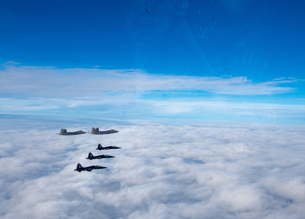 &quot;First to the Fight&quot;: F-22 Raptor and T-38 Talon train over Atlantic