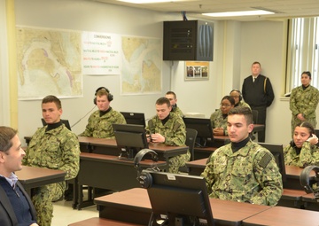 Senate Armed Service Staff Observes RRL at OS “A” School