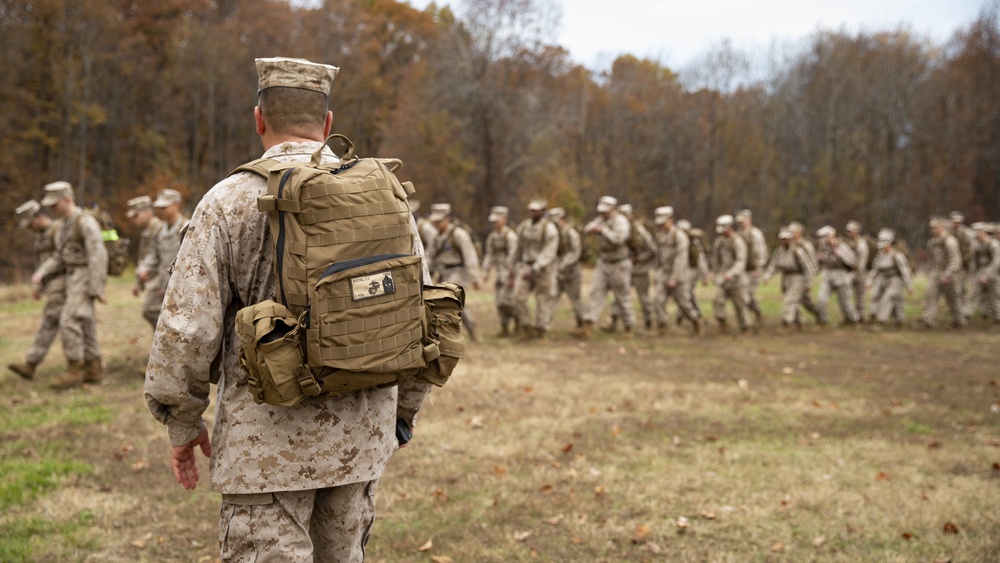 HEADQUARTERS AND SERVICE BATTALION HIKE