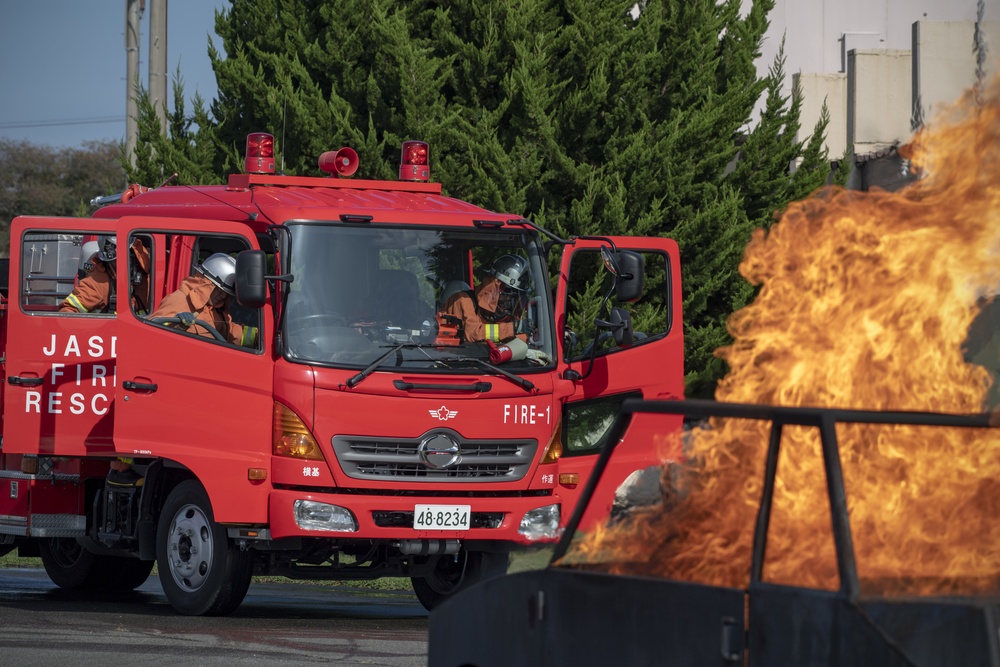 Yokota Firefighters participate in bilateral fire training exercise