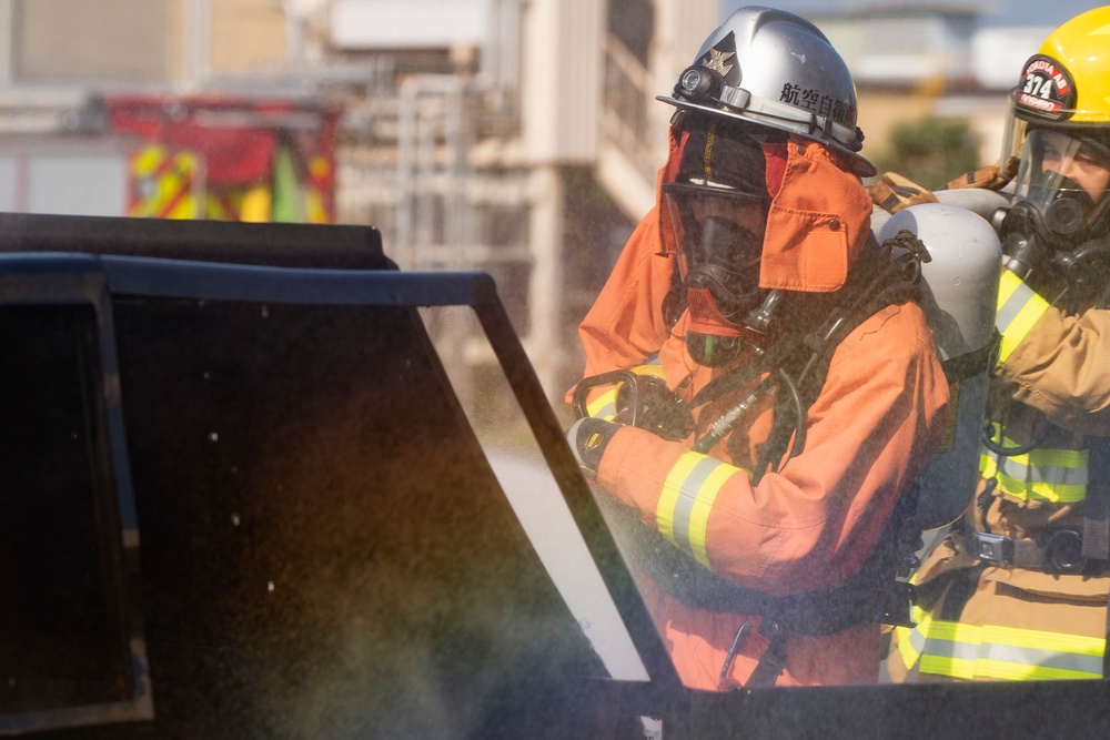 Yokota Firefighters participate in bilateral fire training exercise