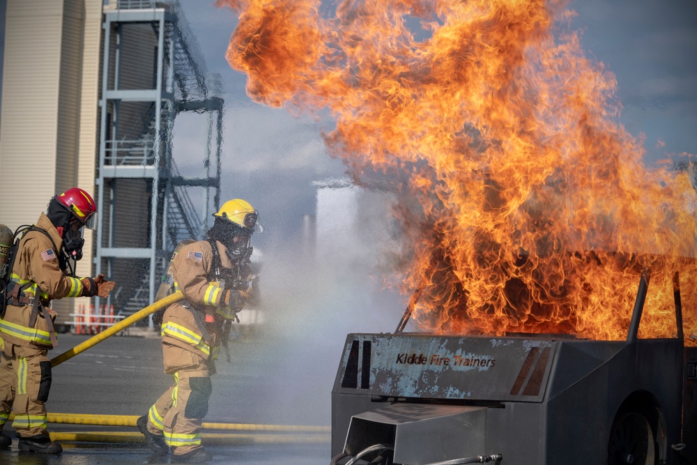 Yokota Firefighters participate in bilateral fire training exercise