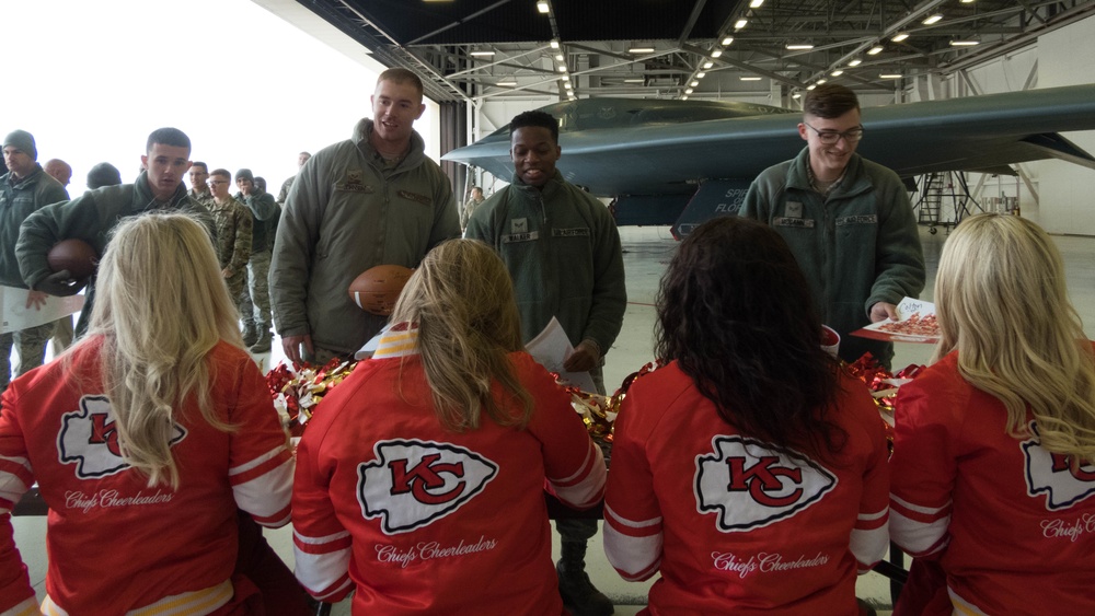 Kansas City Chiefs visit Team Whiteman > Whiteman Air Force Base