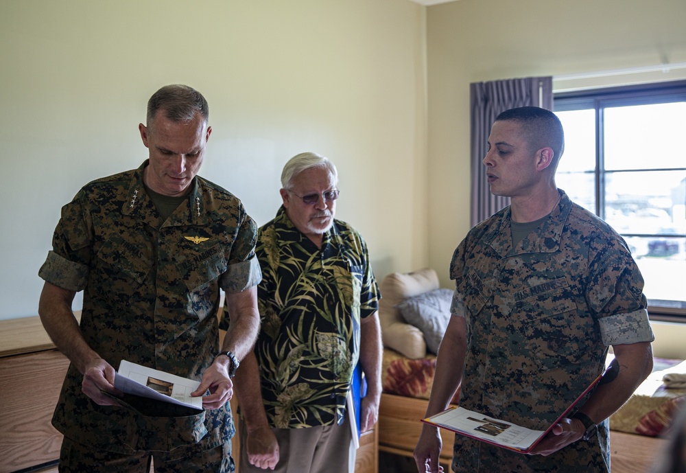 ACMC Visits Hawaii Military Installations