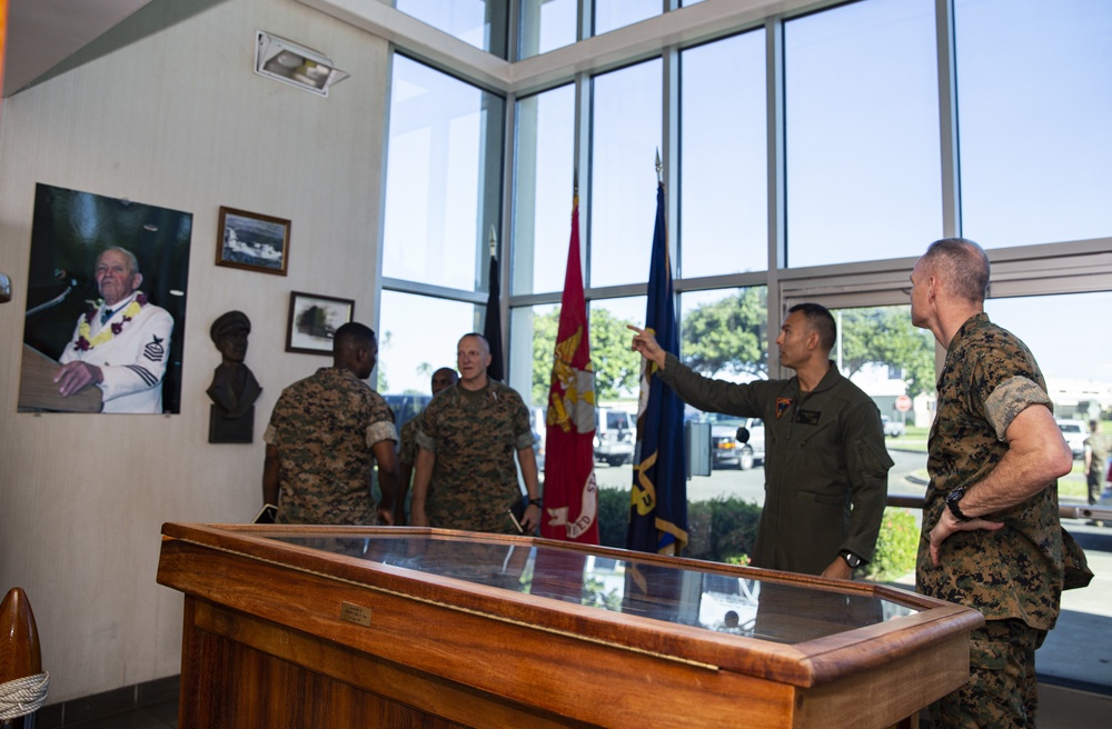 ACMC Visits Hawaii Military Installations