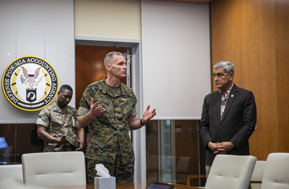 ACMC Visits Hawaii Military Installations