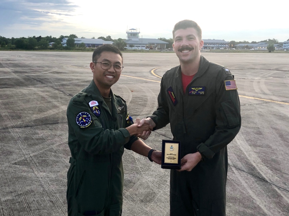VP-10 Strengthens Relations in Brunei