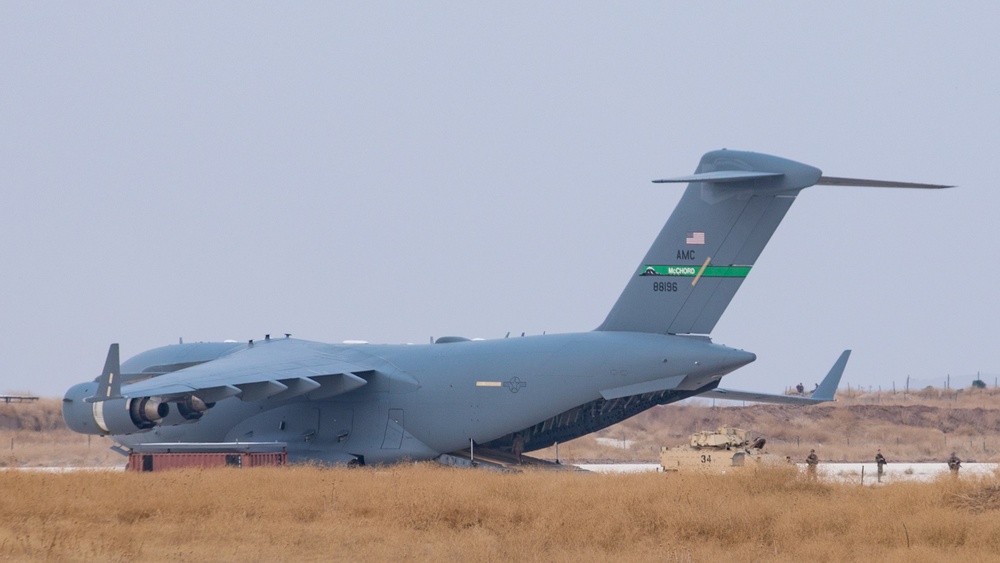 Bradleys Arrive in Syria