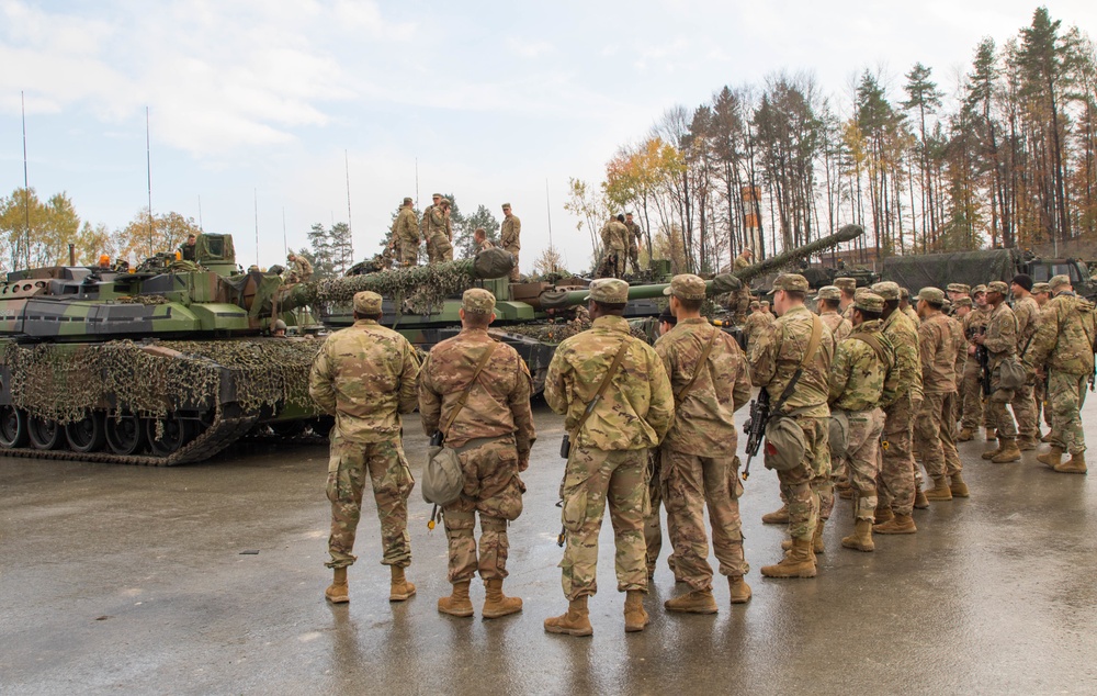 2CR Soldiers meet French unit partners