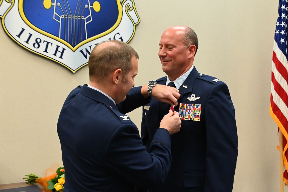 Long-time Air Force pilot hangs it up after 28 years of service