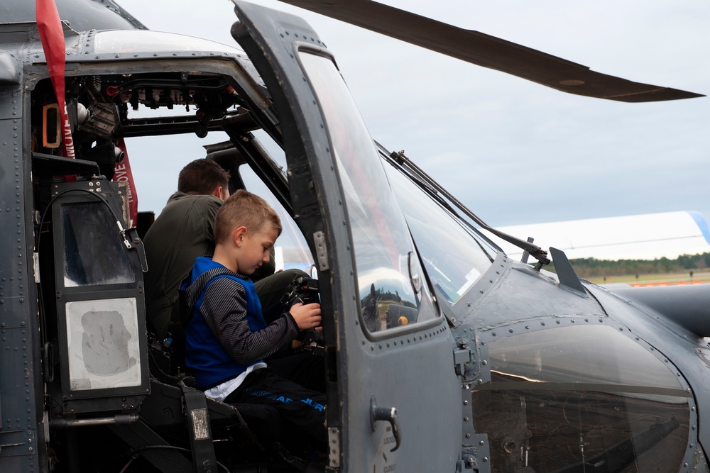 Attendees tour TOSGA statics