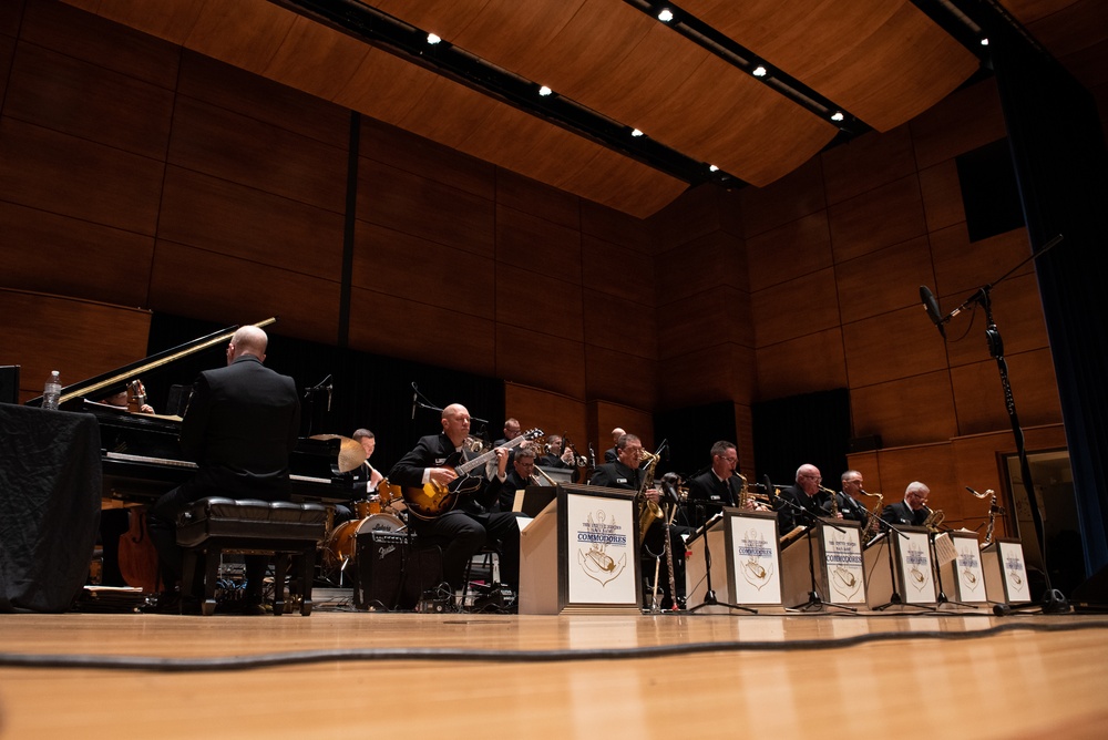 U.S. Navy Band Commodores Visit New London, CT