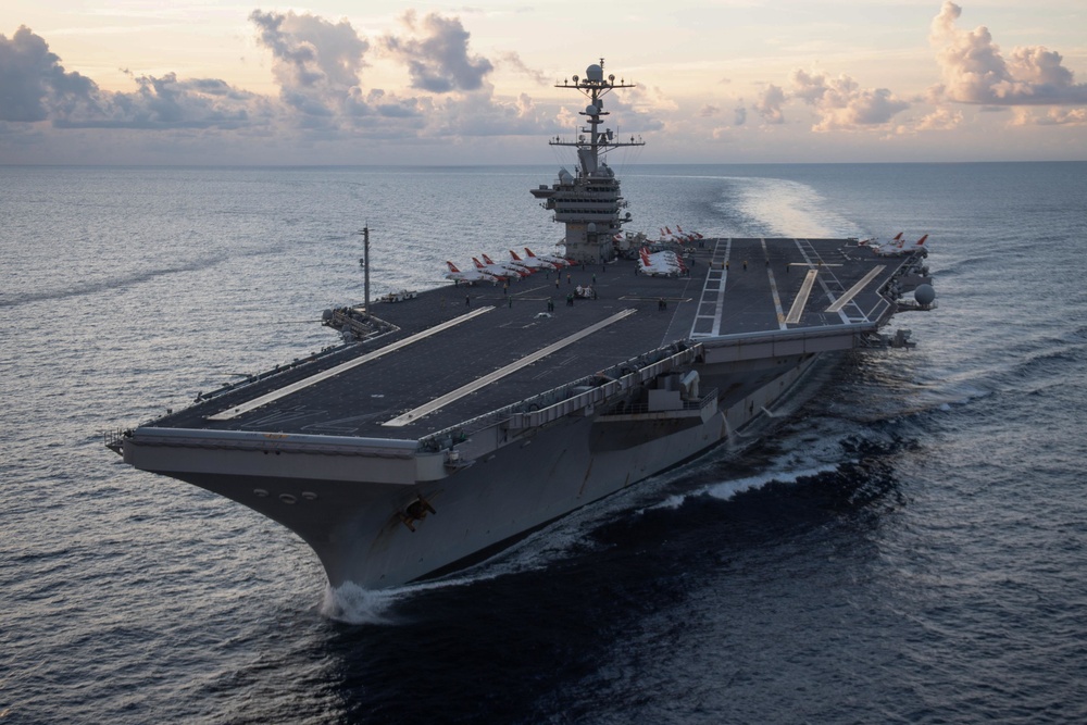 The aircraft carrier USS John C. Stennis (CVN 74) transits the Atlantic Ocean