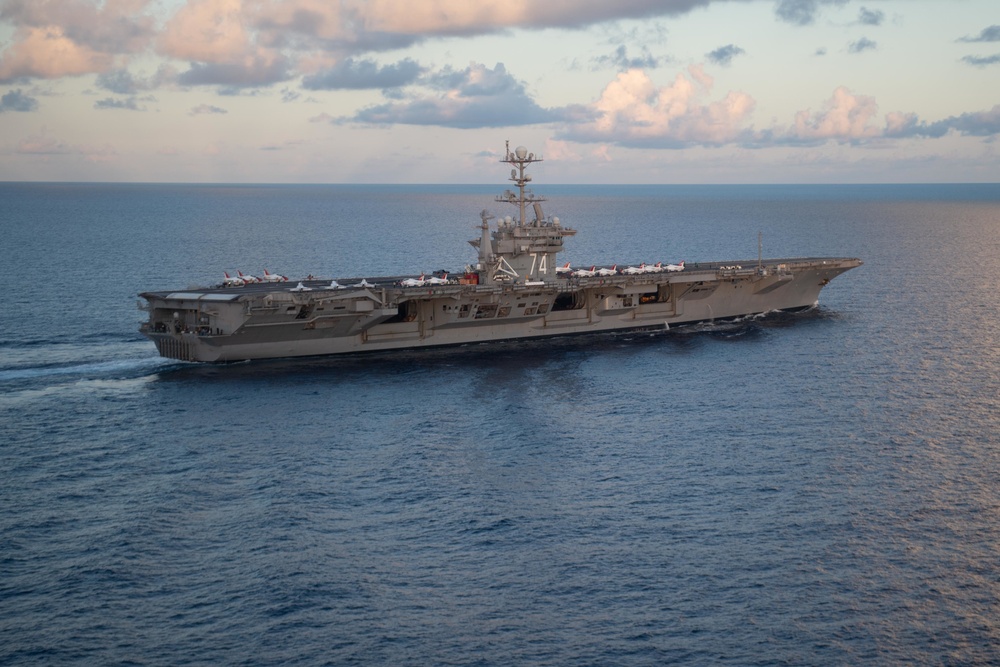 The aircraft carrier USS John C. Stennis (CVN 74) transits the Atlantic Ocean