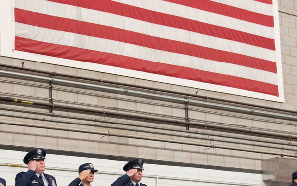 102 IW welcomes new commander