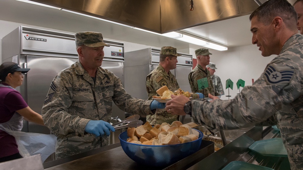 124th Fighter Wing Thanksgiving Holiday Meal