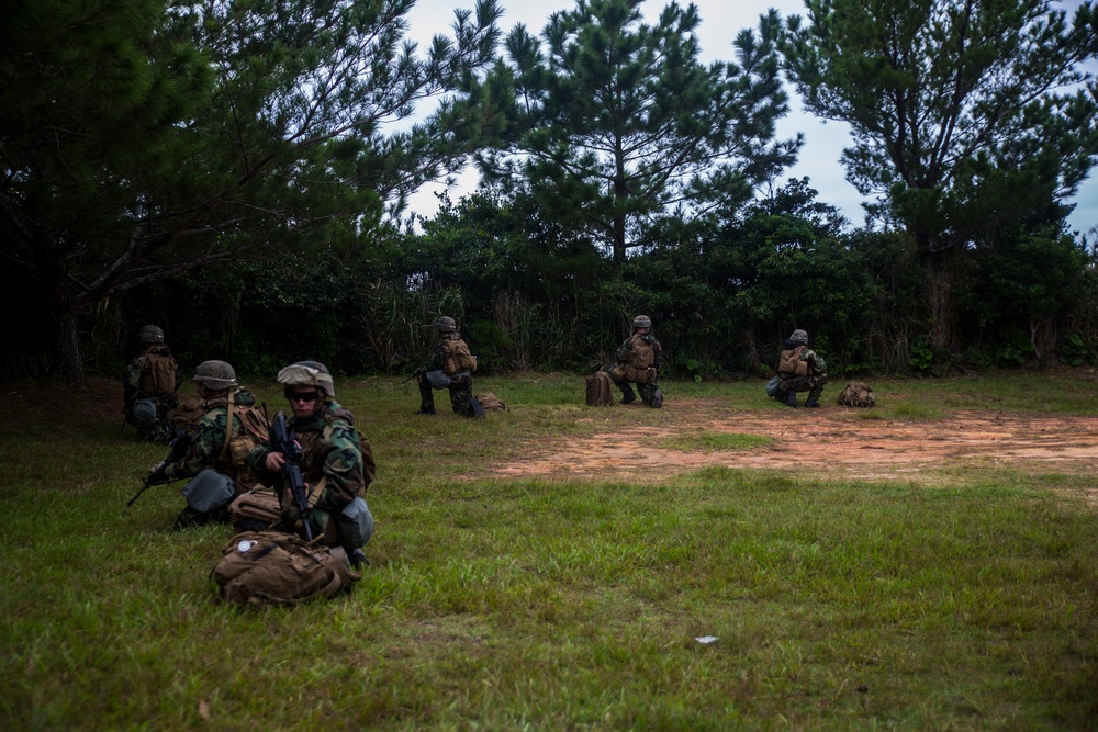 31st MEU executes “no-notice” embassy reinforcement and CBRN response drill