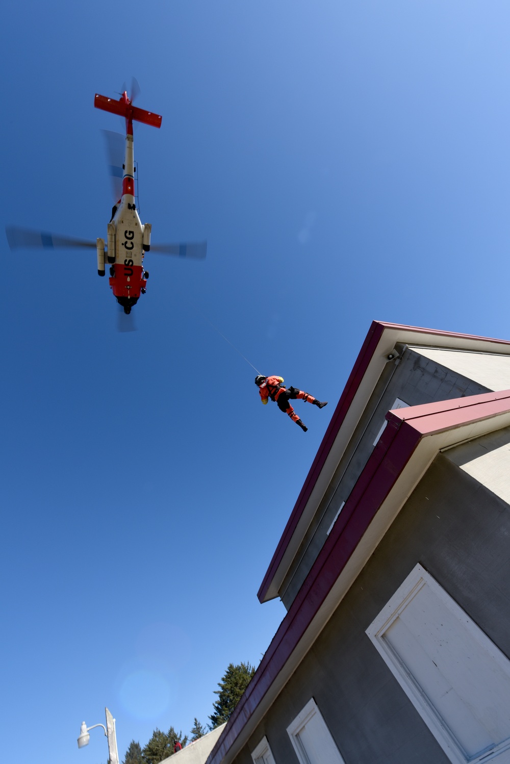 Coast Guard conducts urban rescue training at Camp Rilea