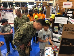 NAVWAR Volunteers Coach Robotics Regional Tournament; Inspire Future Innovators to Build a Brighter Future