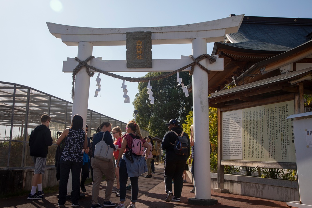 MCAS Iwakuni residents experience Iwakuni Shirohebi Shrine