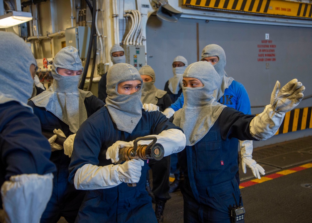 USS Makin Island Underway