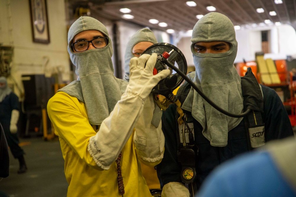 USS Makin Island Underway