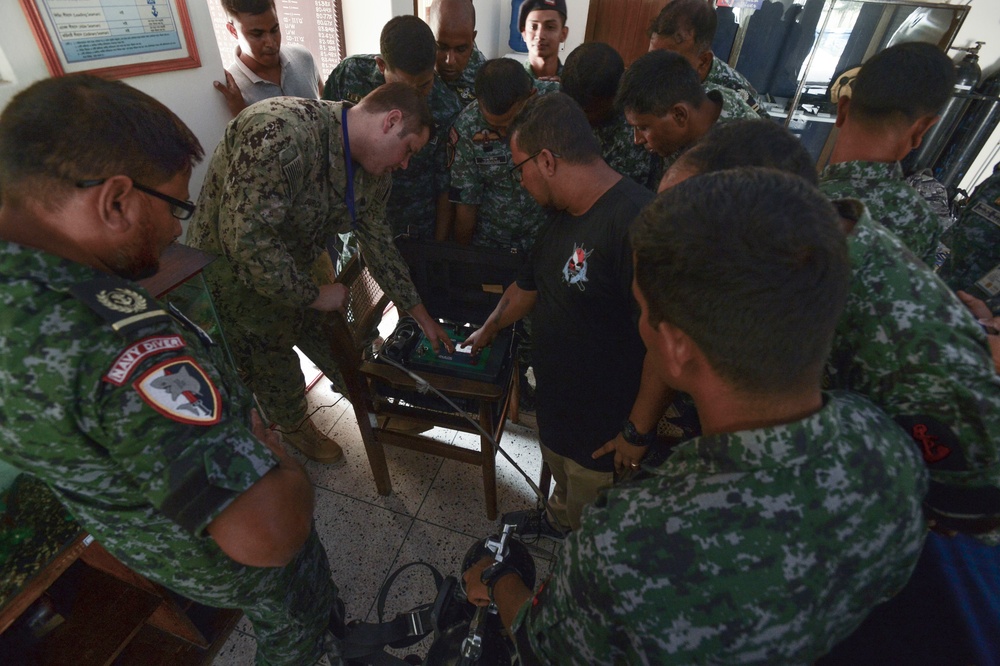 CARAT Bangladesh 2019 - Diving Subject Matter Expert Exchange