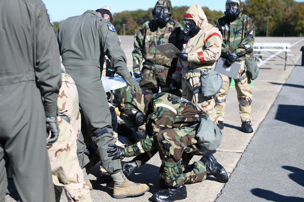19th AW trains in aircraft radiological recovery