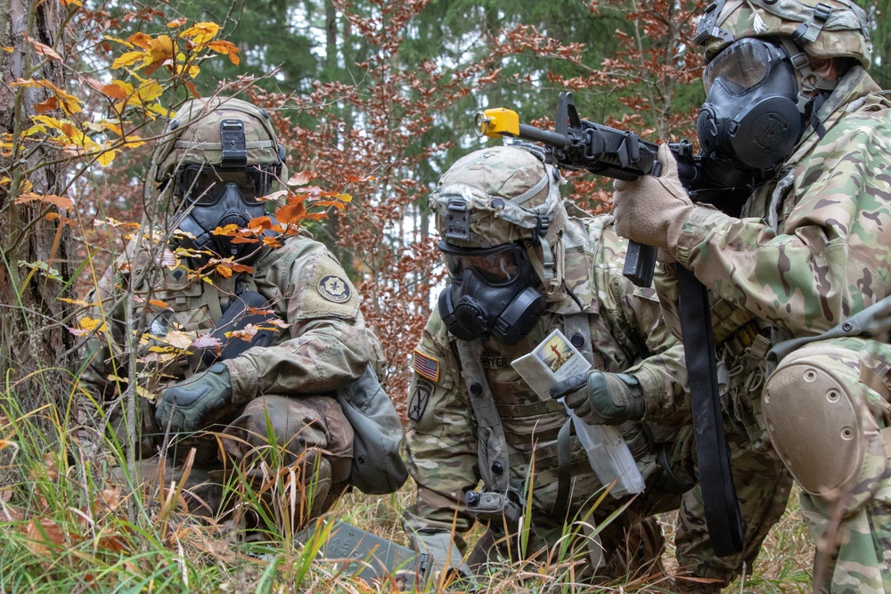 2CR Soldiers react to indirect fire during Dragoon Ready