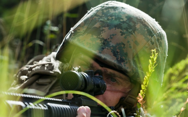 Headquarters &amp; Service Company Battle Skills Test Field Exercise