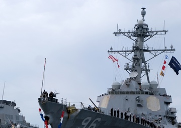 Three Destroyers Return to Norfolk from 7-Month Deployment