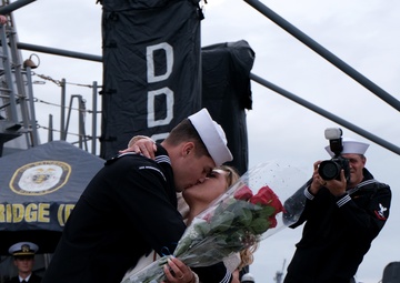 USS Abraham Lincoln Carrier Strike Group Destroyer Return to Homeport