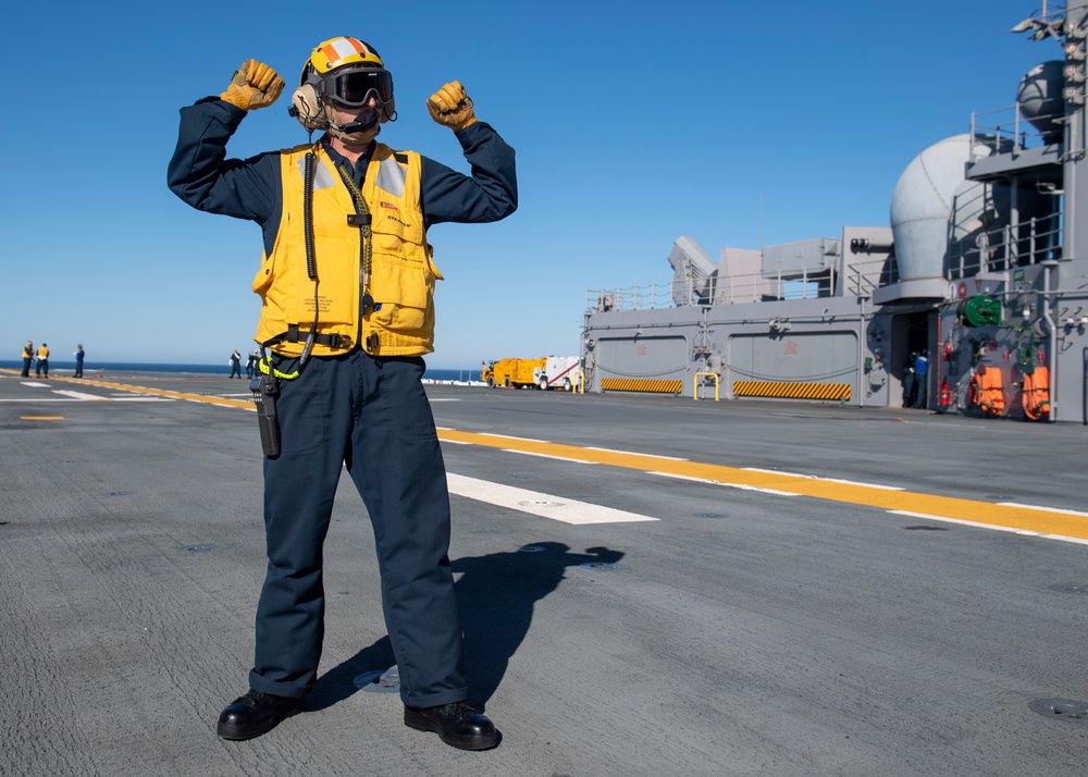 USS Makin Island Underway