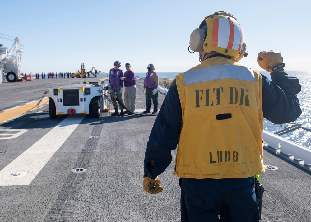 USS Makin Island Underway