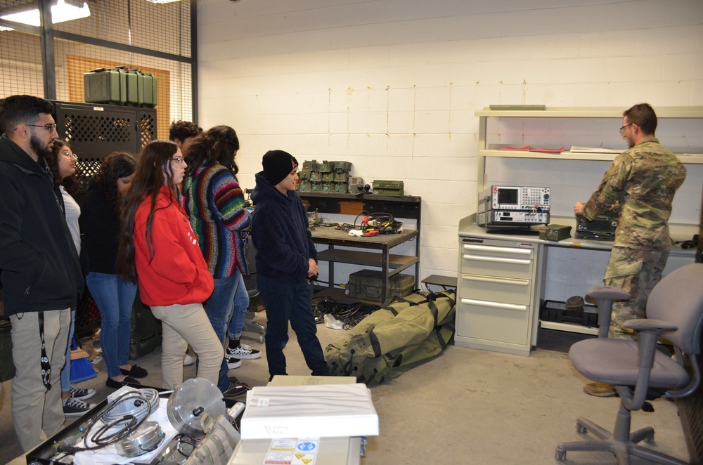 High School Students Experience What It's Like to Be A Soldier