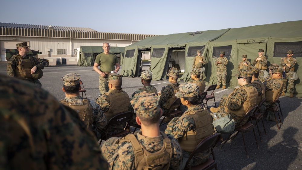 MAG-12 medical conducts flight line aid station exercise