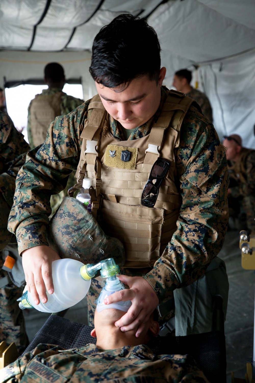 MAG-12 medical conducts flight line aid station exercise