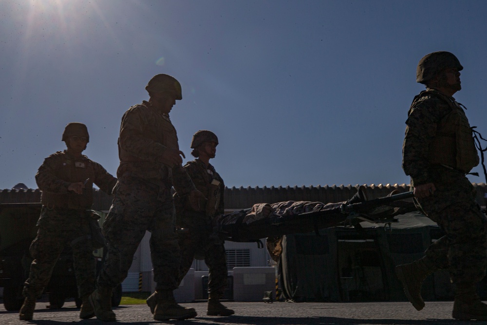 MAG-12 medical conducts flight line aid station exercise