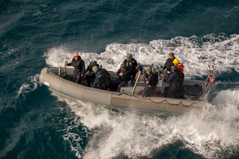 Sailord operate RHIB