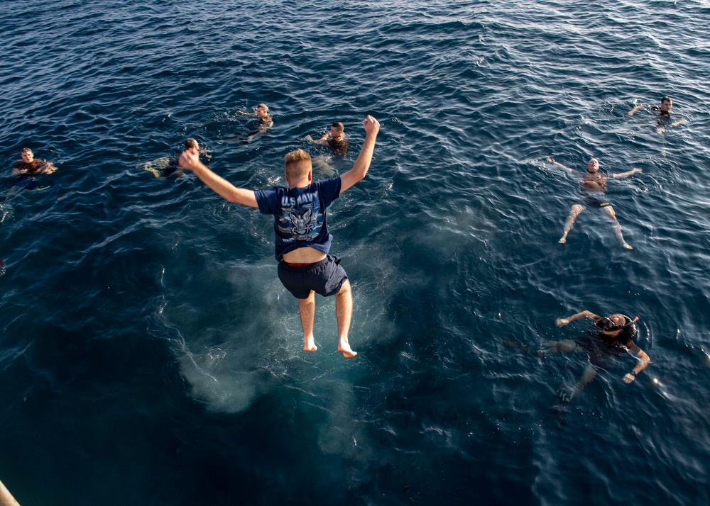 USS Normandy Sailor Participates In Swim Call