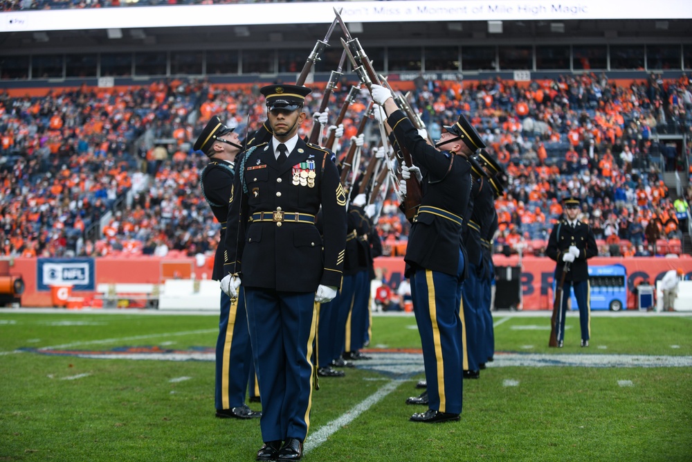 Denver Broncos host service members for Salute to Service game